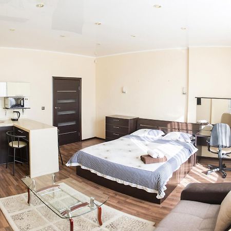 Apartment On Kunayeva 38 シムケント エクステリア 写真